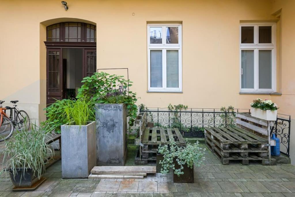 Sekretne Gniazdko W Tajemniczym Ogrodzie * Krakau
